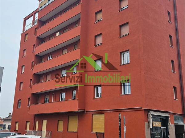 Vaprio in Via Marconi ottimo 3 locali libero