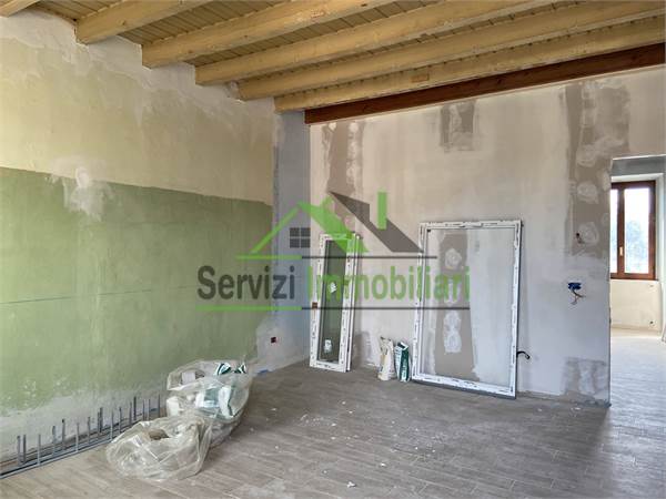 Trilocale in Corte