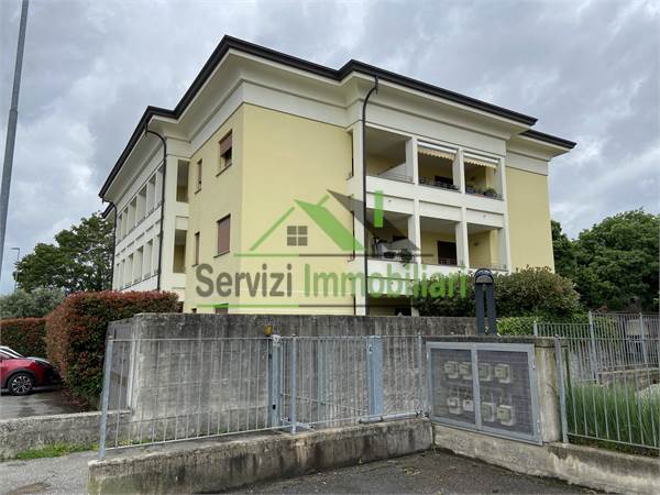Apartment في تخفيض السعر إلى Vaprio d'Adda