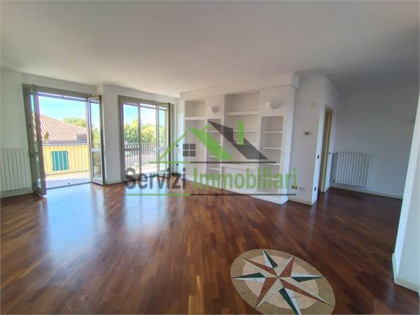  ampio tre locali in residence