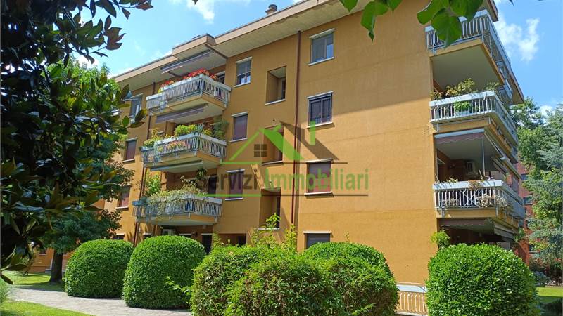 Apartment في تخفيض السعر إلى Cassina de' Pecchi